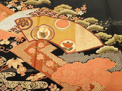 平和屋着物■豪華黒留袖　駒刺繍　地紙重ね鳳凰丸文　宝尽し　金彩　正絹　逸品　CABH0645ev
