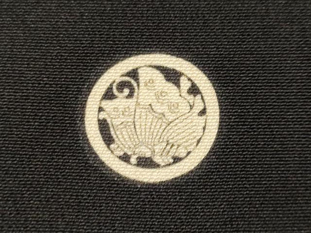 平和屋着物■豪華黒留袖　駒刺繍　地紙重ね鳳凰丸文　宝尽し　金彩　正絹　逸品　CABH0645ev