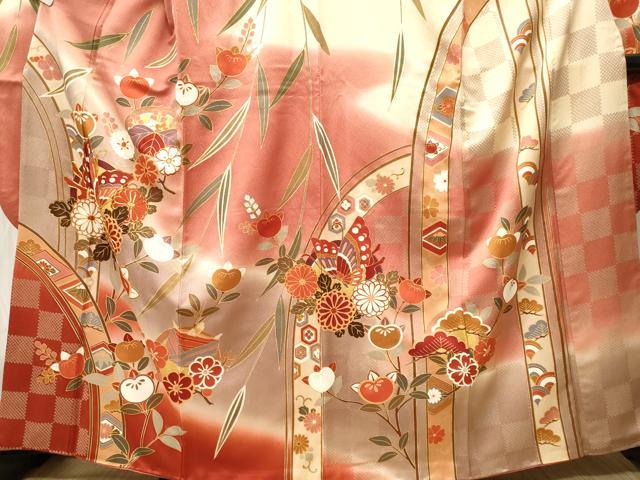 平和屋着物■豪華振袖　駒刺繍　枝垂れ花蝶文　糸巻き文　暈し染め　金彩　正絹　逸品　CABH0686ev