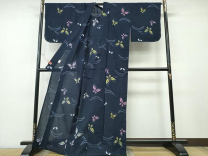 平和屋着物∴夏物　浴衣　有松鳴海絞り　芝草舞蝶文　濃紺色　綿　逸品　未使用　CABH1338ng