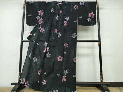 平和屋着物∴夏物　浴衣　有松鳴海絞り　舞桜　黒地　綿　逸品　未使用　CABH1345ng