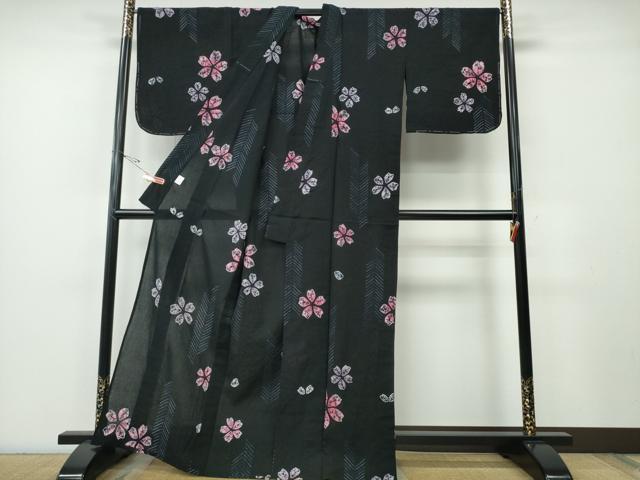 平和屋着物∴夏物　浴衣　有松鳴海絞り　舞桜　黒地　綿　逸品　未使用　CABH1345ng