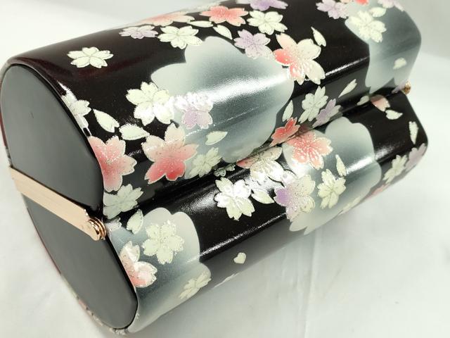 平和屋着物▼和装小物　和装バッグ　ハンドバッグ　舞桜文　赤×黒　振袖　銀彩　逸品　CABH2171ju