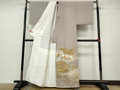 平和屋着物●創業460年・千總　色留袖　刺繍　雲取り松竹梅文　金彩　伊勢丹扱い　正絹　逸品　CABH2404ut