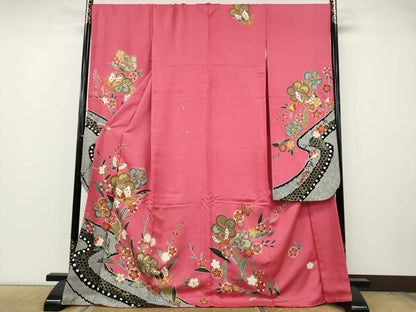 平和屋着物●豪華振袖　駒刺繍　舞蝶文　金彩　正絹　逸品　CABH2422ut