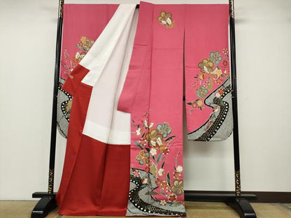 平和屋着物●豪華振袖　駒刺繍　舞蝶文　金彩　正絹　逸品　CABH2422ut