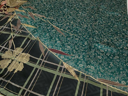 平和屋着物●豪華振袖　駒刺繍　花蝶丸文　金彩　正絹　逸品　CABH2428ut