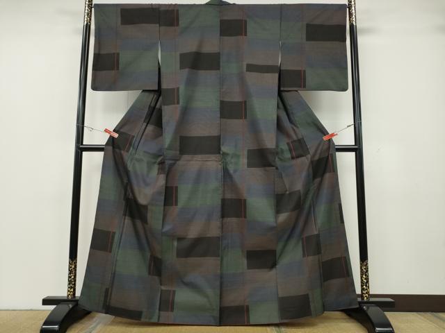 平和屋着物●本場大島紬　9マルキ　格子柄　正絹　逸品　CABH2451ut