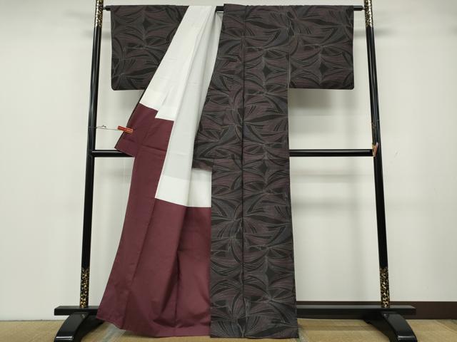 平和屋着物●本場大島紬　9マルキ　吉祥草葉文　正絹　逸品　CABH2461ut
