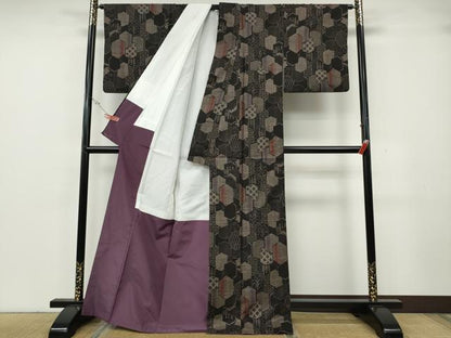 平和屋着物●本場大島紬　7マルキ　亀甲吉祥文　正絹　逸品　CABH2474ut