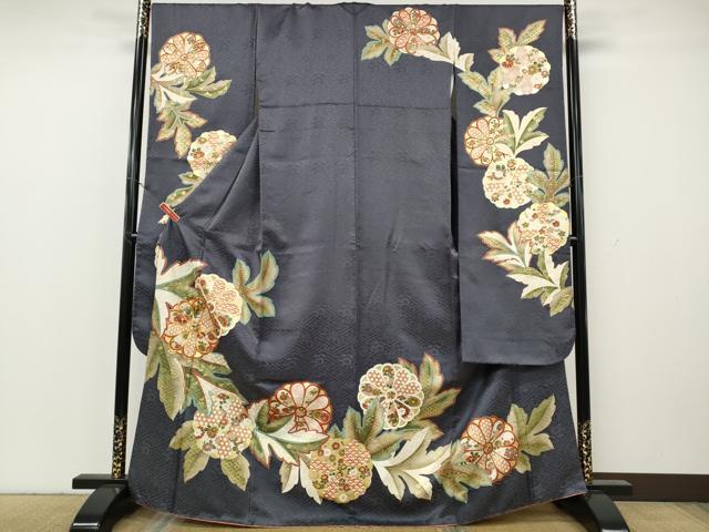 平和屋着物●豪華振袖　駒刺繍　舞花文　金彩　正絹　逸品　CABH2519ut