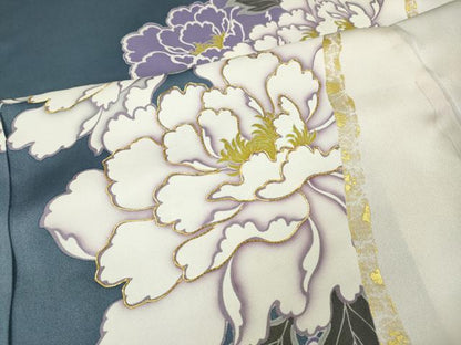 平和屋着物●豪華振袖　駒刺繍　舞花文　暈し染め　金彩　仮絵羽　逸品　未使用　CABH2533ut