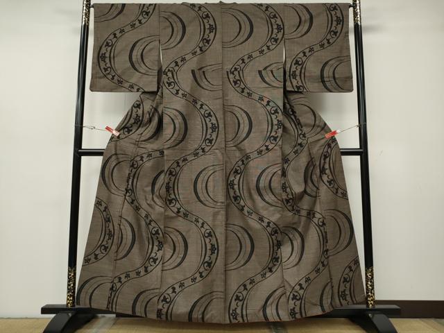 平和屋着物●本場大島紬　9マルキ　よろけ縞花文　正絹　逸品　CABH2636ut