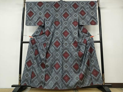 平和屋着物●本場大島紬　割込み絣　菱吉祥文　正絹　逸品　CABH2694ut