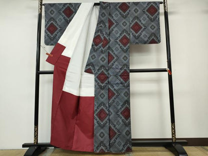 平和屋着物●本場大島紬　割込み絣　菱吉祥文　正絹　逸品　CABH2694ut
