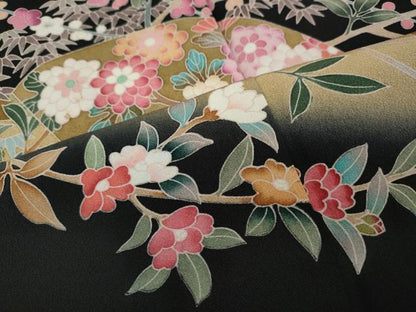平和屋着物●豪華黒留袖　友禅　作家物　地紙枝花文　正絹　逸品　CABH2737ut