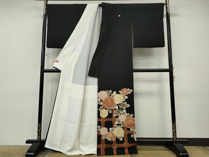 平和屋着物●豪華黒留袖　駒刺繍　枝花文　金彩　正絹　逸品　CABH2738ut