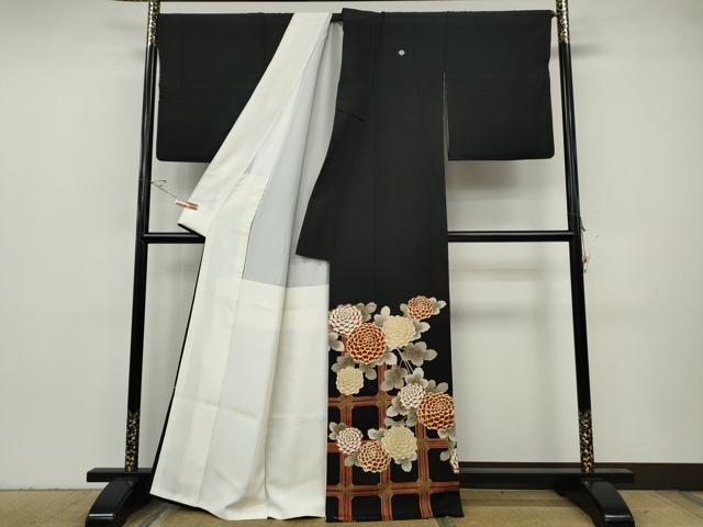 平和屋着物●豪華黒留袖　駒刺繍　枝花文　金彩　正絹　逸品　CABH2738ut