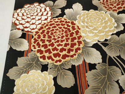 平和屋着物●豪華黒留袖　駒刺繍　枝花文　金彩　正絹　逸品　CABH2738ut