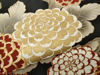 平和屋着物●豪華黒留袖　駒刺繍　枝花文　金彩　正絹　逸品　CABH2738ut