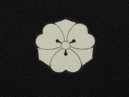 平和屋着物●豪華黒留袖　駒刺繍　吉祥蔦の葉花文　金彩　正絹　逸品　CABH2745ut
