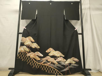 平和屋着物■黒留袖 駒刺繍 笠松飛鶴花文 金彩 洗える着物 CABH2960oy