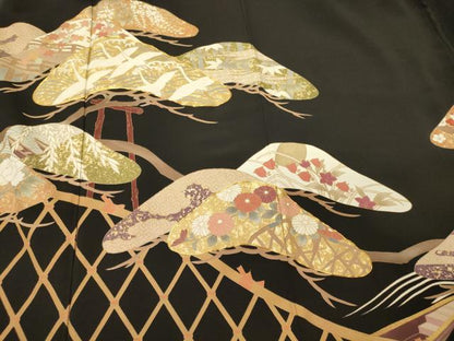 平和屋着物■黒留袖 駒刺繍 笠松飛鶴花文 金彩 洗える着物 CABH2960oy
