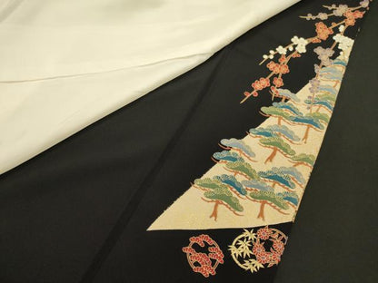 平和屋着物■豪華黒留袖　駒刺繍　飛鶴梅松文　暈し染め　金彩　正絹　逸品　CABH3030oy
