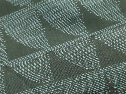 平和屋着物■本場大島紬　幾何学文　正絹　逸品　CABH3083oy