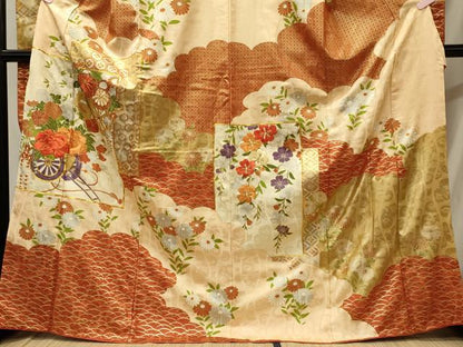 平和屋着物■豪華振袖　駒刺繍　色紙御所車花文　金彩　正絹　逸品　CABH3085oy