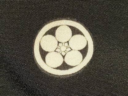 平和屋着物■豪華黒留袖　駒刺繍　立波鏡裏花鳥文　金彩　正絹　逸品　CABH3088oy