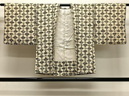 平和屋着物＃羽織　型染め　扇花文　正絹　逸品　CABH3201ua