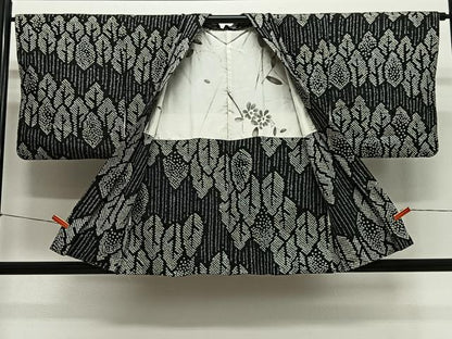 平和屋着物＃羽織　総絞り　樹林文　黒地　正絹　逸品　CABH3206ua