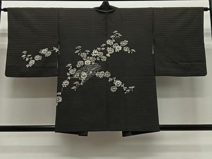 平和屋着物＃羽織　ろうけつ染　枝花文　黒地　正絹　逸品　CABH3229ua