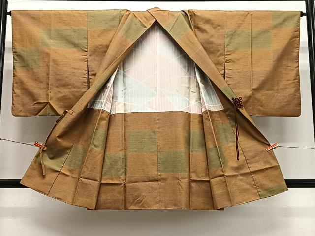 平和屋着物＃道中着　本場大島紬　変わり市松文様　正絹　逸品　CABH3237ua