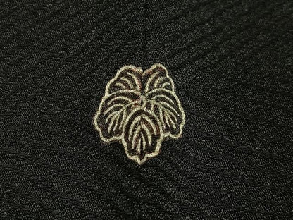 平和屋着物＃羽織　花丸文　黒地　銀糸　正絹　逸品　CABH3241ua