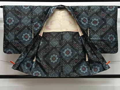 平和屋着物∞羽織　本場大島紬　割り込み絣　花菱文　正絹　逸品　未使用　CABH3277ua