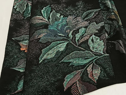 平和屋着物＃羽織　寿光織　草花文　黒地　金銀糸　正絹　逸品　CABH3303ua