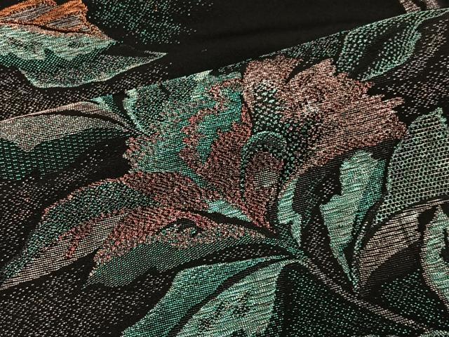 平和屋着物＃羽織　寿光織　草花文　黒地　金銀糸　正絹　逸品　CABH3303ua