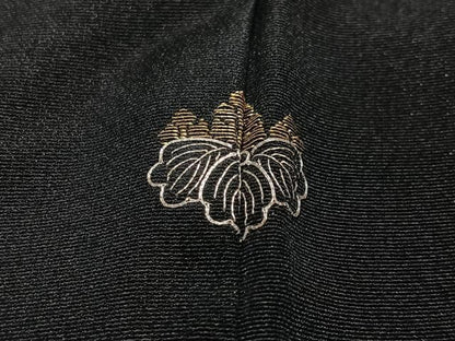 平和屋着物＃羽織　寿光織　草花文　黒地　金糸　正絹　逸品　CABH3320ua