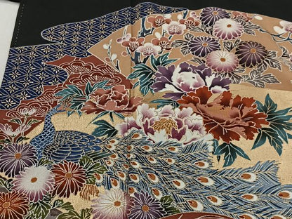 平和屋着物■豪華黒留袖　孔雀草花文　金彩　正絹　逸品　CABH3394ua