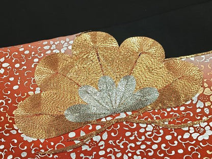 平和屋着物■豪華黒留袖　駒刺繍　霞花松文　金銀彩　正絹　逸品　CABH3396ua