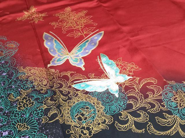 平和屋着物●豪華振袖　花蝶文　暈し染め　金彩　正絹　逸品　CABH3607th