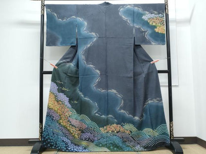 平和屋着物●訪問着　泥染め　重ね絞り　舞花文　暈し染め　金通し地　正絹　逸品　CABH3619th