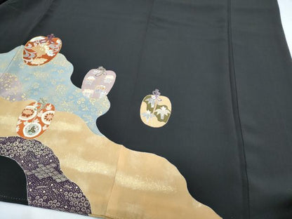 平和屋着物●創業460年・千總　黒留袖　駒刺繍　陶器花文　金彩　高島屋扱い　正絹　逸品　CABH3621th