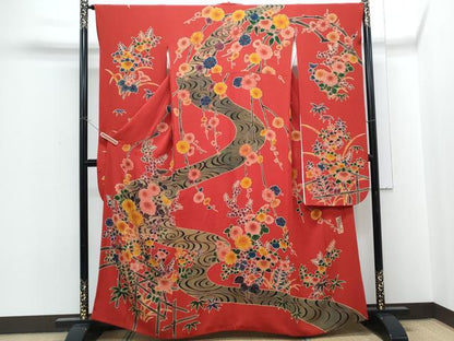 平和屋着物●宮内庁御用達　赤城右堂　豪華振袖　流水草花文　鬼しぼ縮緬　正絹　逸品　CABH3676th