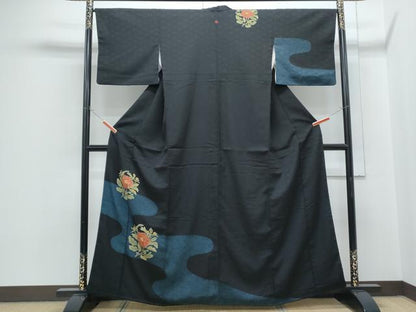 平和屋着物●訪問着　流水草花文　黒地　金彩　正絹　逸品　CABH3709th