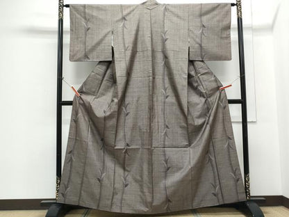 平和屋着物●本場大島紬　9マルキ　草葉間道　正絹　逸品　CABH3717th