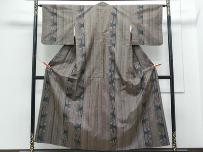 平和屋着物●本場大島紬　7マルキ　花蝶間道　正絹　逸品　CABH3742th