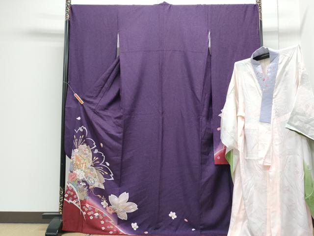 平和屋着物●豪華振袖・長襦袢セット　御所車花文　暈し染め　銀通し地　半衿刺繍　正絹　逸品　CABH3771th